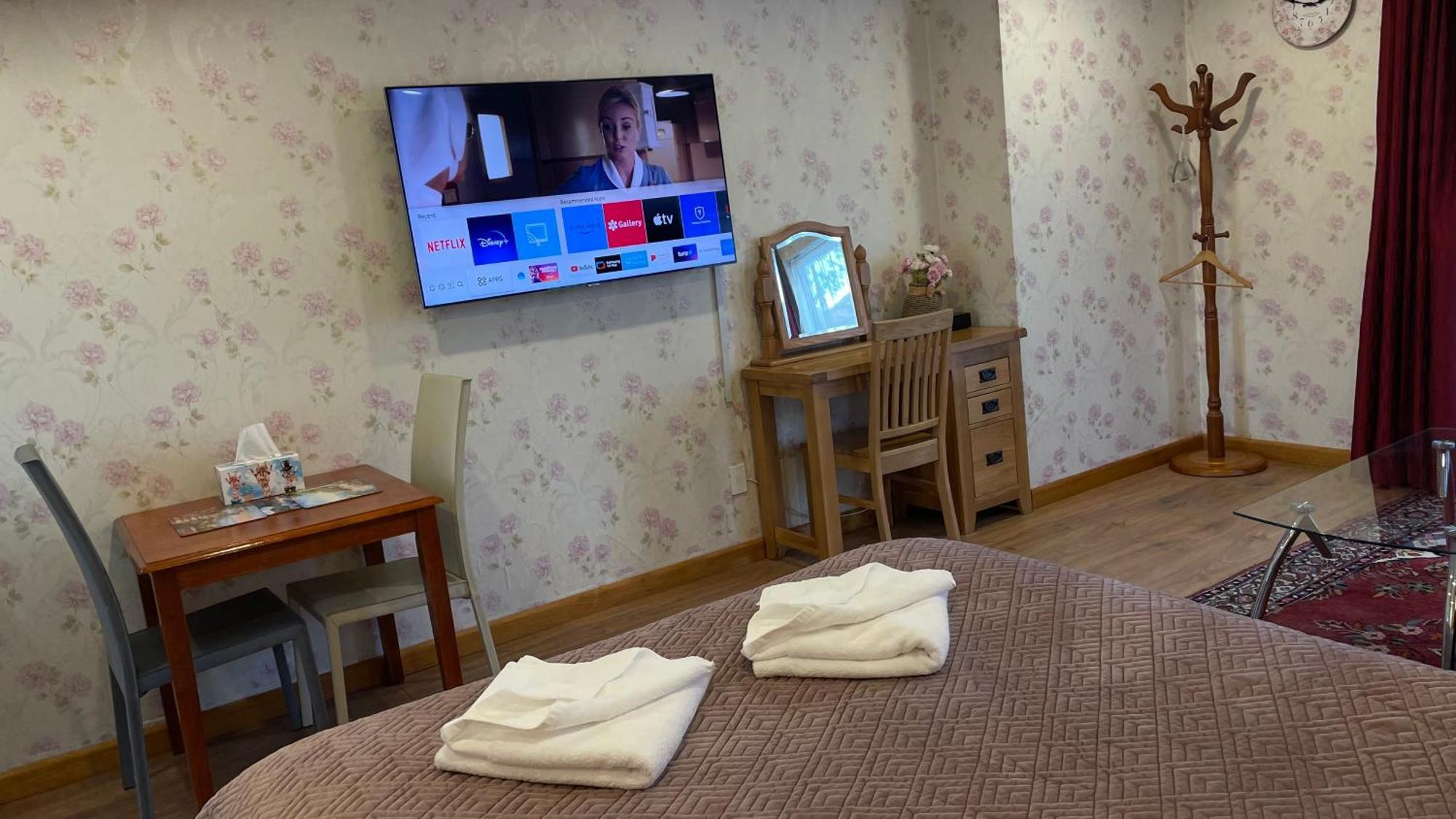 Cascades Motor Lodge Окленд Экстерьер фото
